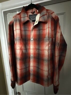 NEW Levi's Oversized Unisex Chore Coat / Shirt Jacket Orange Plaid NWT